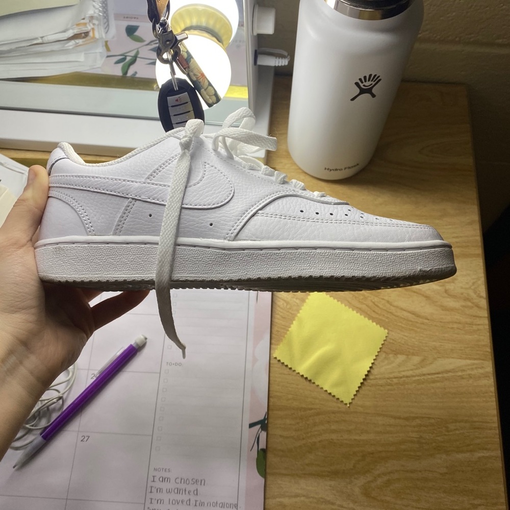 Nike air forces low sage